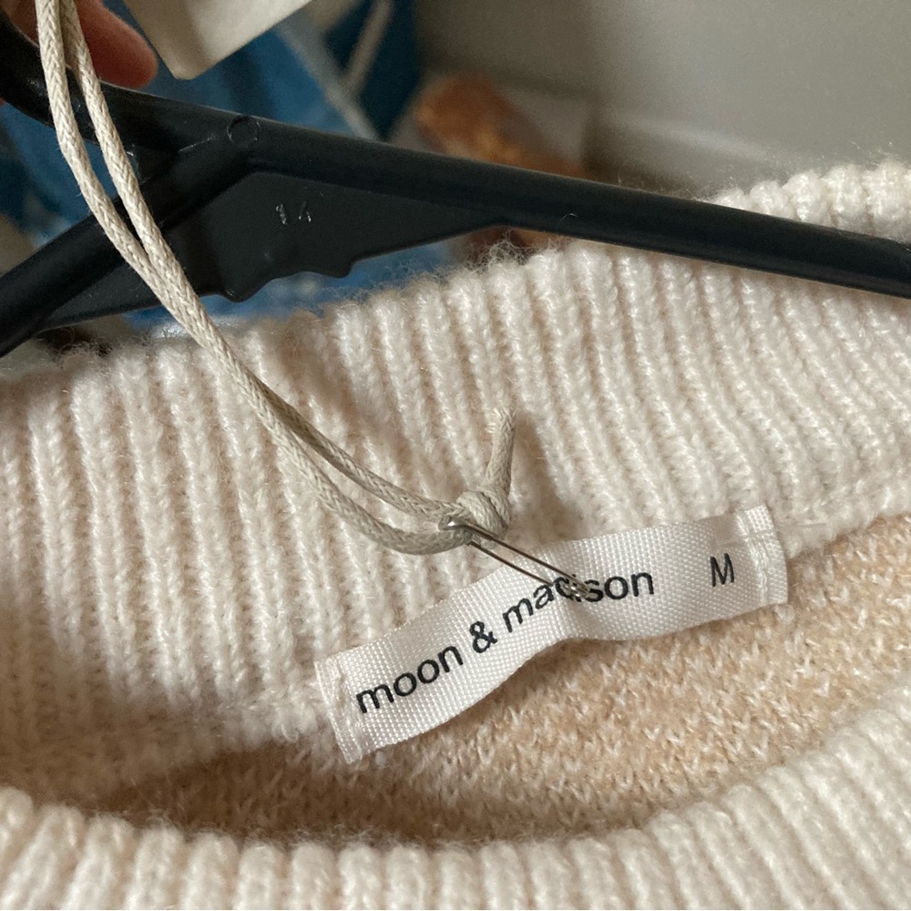 Moon & Madison Women's Cream Sweater